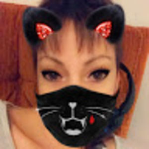 Meet your Posher, Laurie